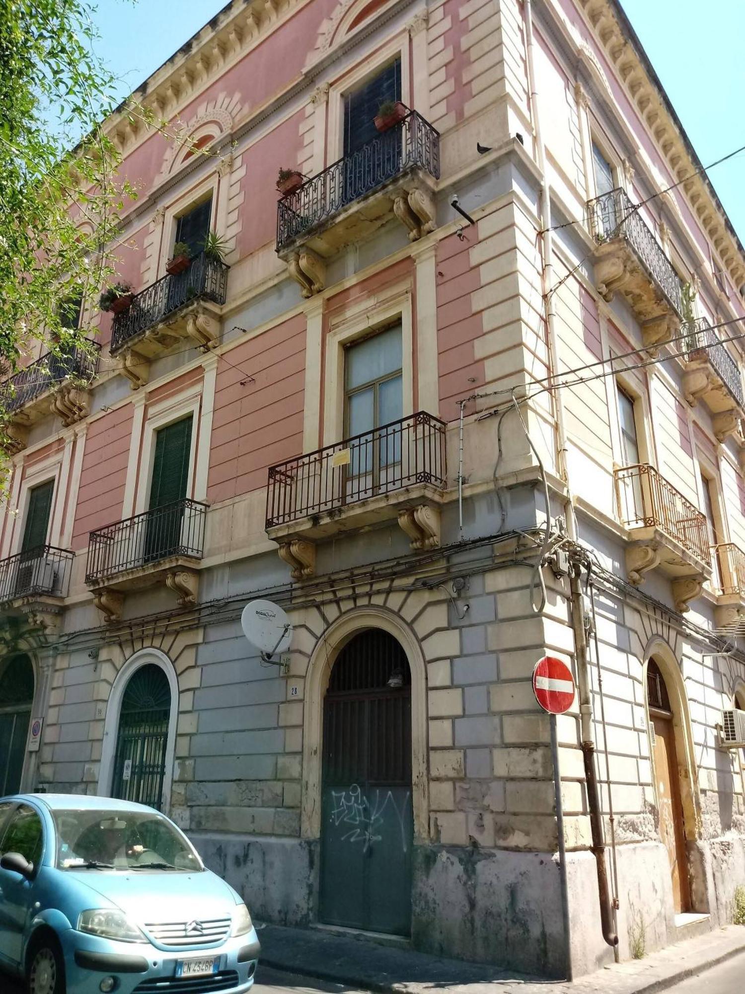 Central Station House Mario Catania-Fontanarossai nemzetközi repülőtér Kültér fotó